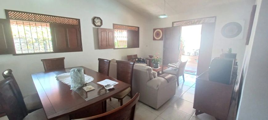 Casa à venda em Ponta Negra, Natal