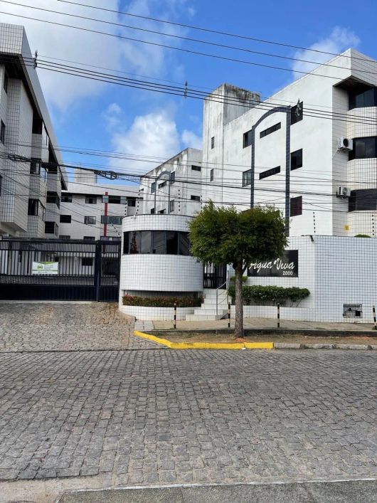 Condomínio Água Viva, Capim Macio - Apartamento à Venda!