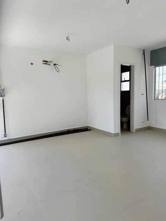 Aluguel de Salas Comerciais - Otima Localização, 27 m2 e 35 m2
