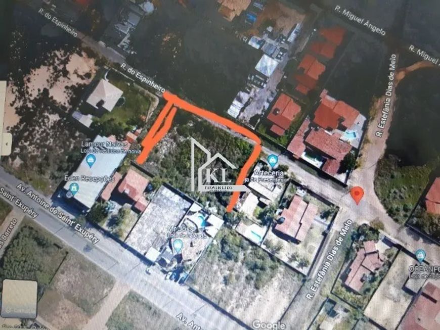 Grande Terreno no Bairro San Vale - 895m2 - Sombra - Pronto Para Construir