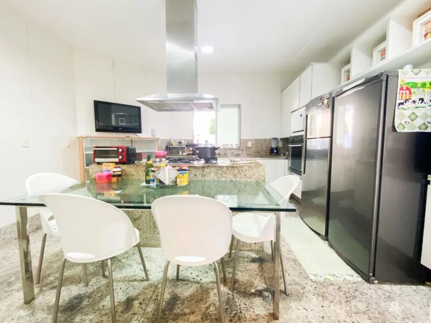 Casa duplex à venda com 4 quartos no Condomínio Ponta Negra Boulevard por R$ 4 milhões - Natal/RN