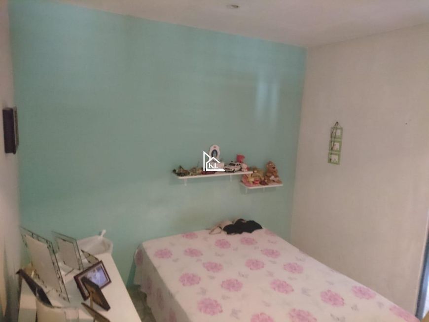 Casa em Rua Comercial - Prox. ao 5° oficio de notas do Alecrim