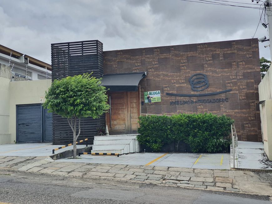 PRÉDIO COMERCIAL - LAGOA NOVA