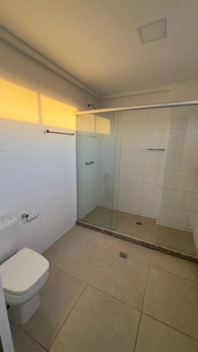 APARTAMENTO COBERTURA NO BAIRRO DE LAGOA NOVA.