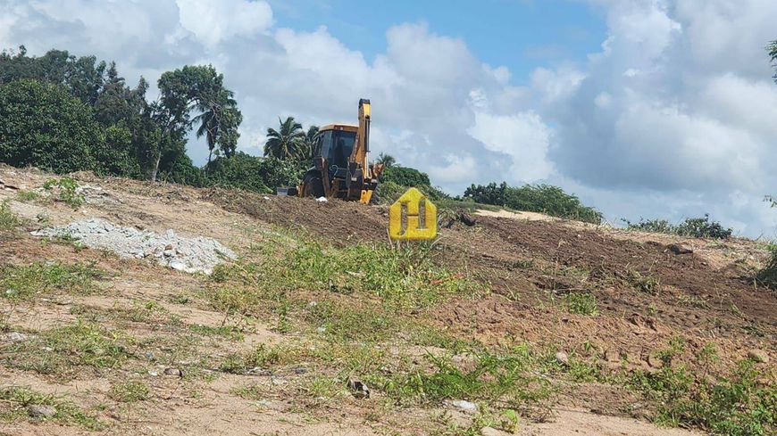 Terreno à venda, 2000 m² por R$ 790.000,00 - Candelária - Natal/RN