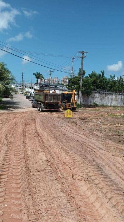Terreno à venda, 2000 m² por R$ 790.000,00 - Candelária - Natal/RN