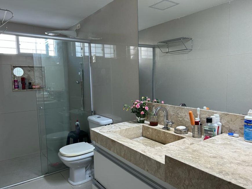 Imóvel para venda possui 200 metros quadrados com 3 quartos em Barro Vermelho - Natal - RN