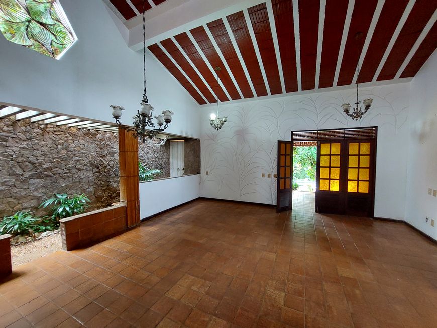 CASA 04 SUÍTES - LAGOA SECA