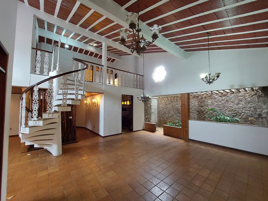 CASA 04 SUÍTES - LAGOA SECA