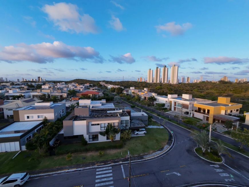 Duplex perfeita no Condomínio Flora Boulevard em Ponta Negra de esquina puro Luxo!!!