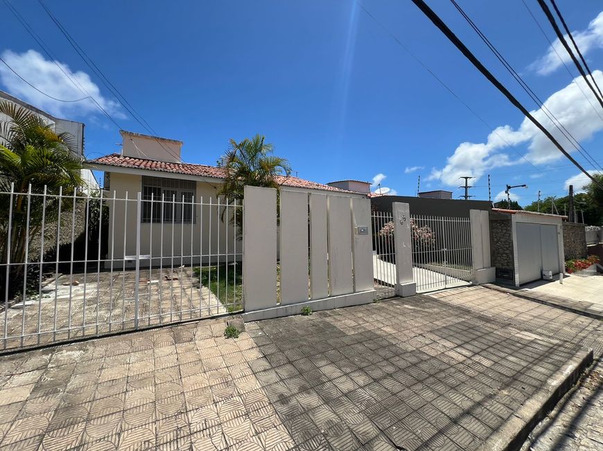VENDO uma Belíssima casa com 360 m² com 3 quartos no bairro de Neópolis - Natal - RN.