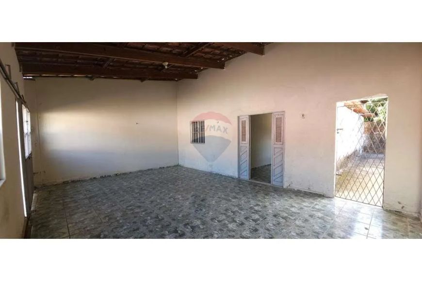 CASA - VENDA - NO BAIRRO DE LAGOA AZUL - NOVA NATAL