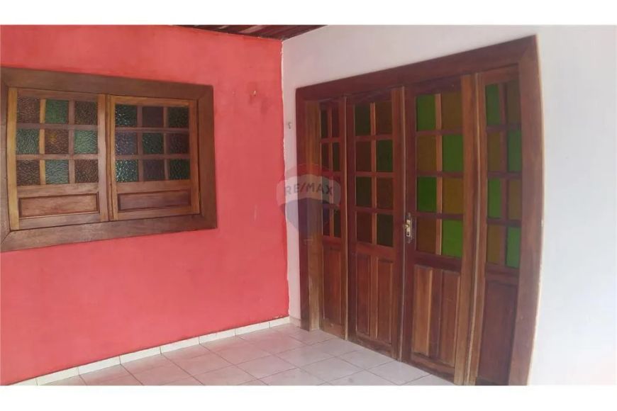 Ótima casa com 3 quartos sendo 1 suíte no Pajuçara