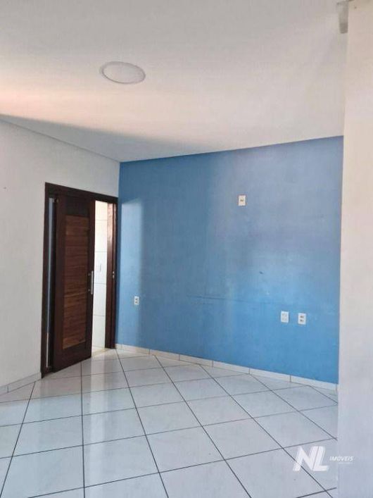 PRÉDIO COMERCIAL