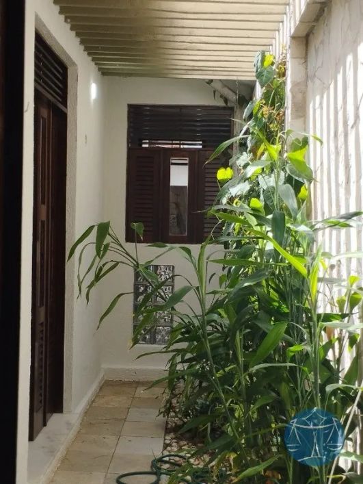 EXCELENTE CASA EM LAGOA NOVA
