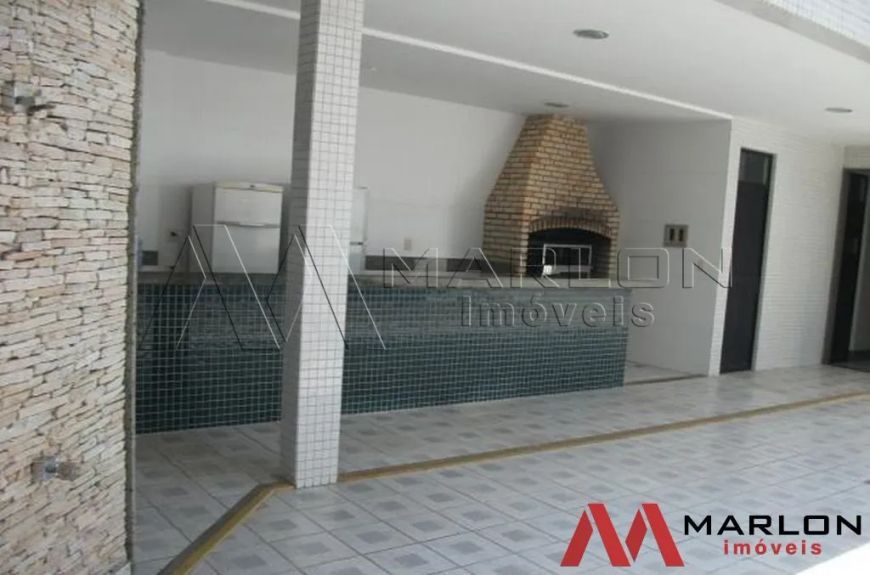 Apartamento Crystal Green, 5 suítes, escritório, lado da sombra, 369m².