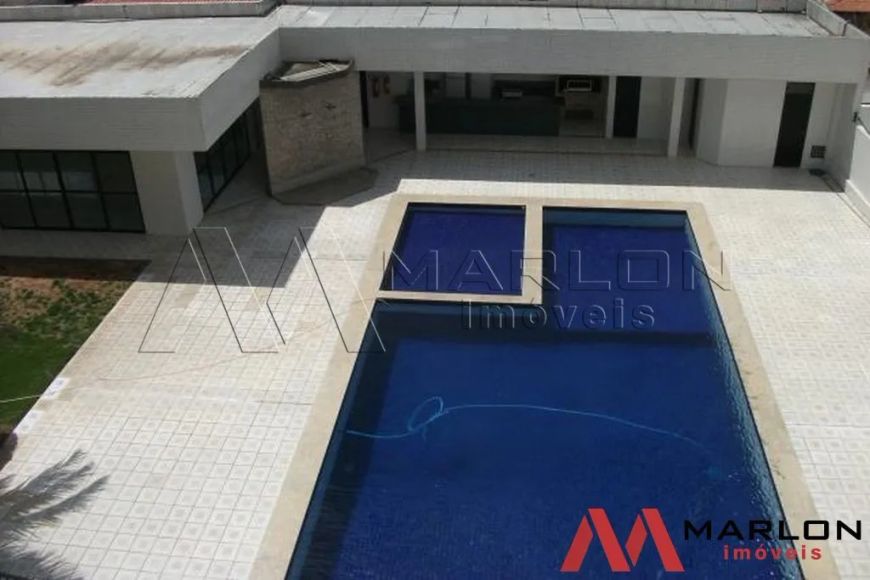 Apartamento Crystal Green, 5 suítes, escritório, lado da sombra, 369m².