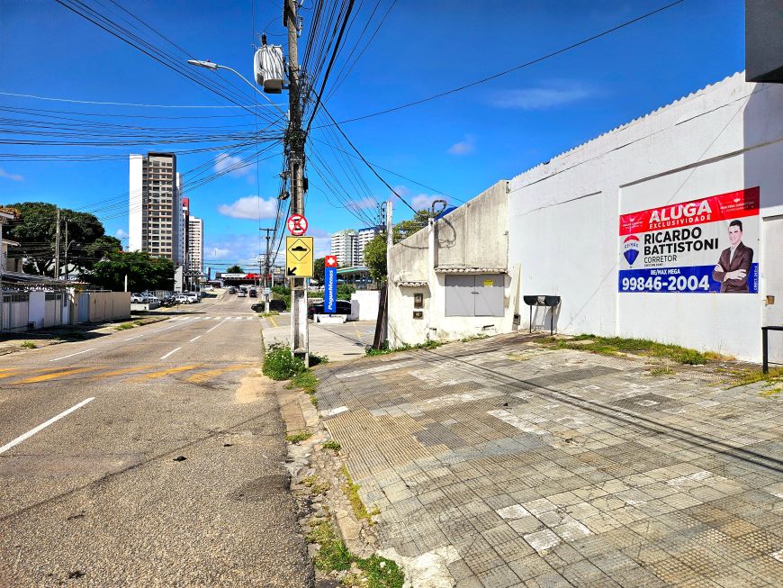 Terreno em Capim Macio ao lado Fiat Ponta Negra