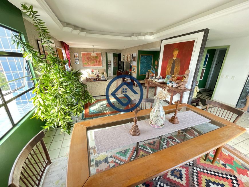 APARTAMENTO 3 SUÍTES NO RESIDENCIAL SAINT REMY - 220m2 - TIROL