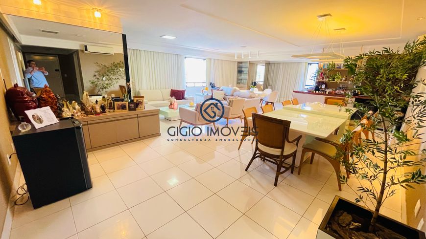 APARTAMENTO 4 SUÍTES NO RESIDENCIAL PIAGET - TIROL.