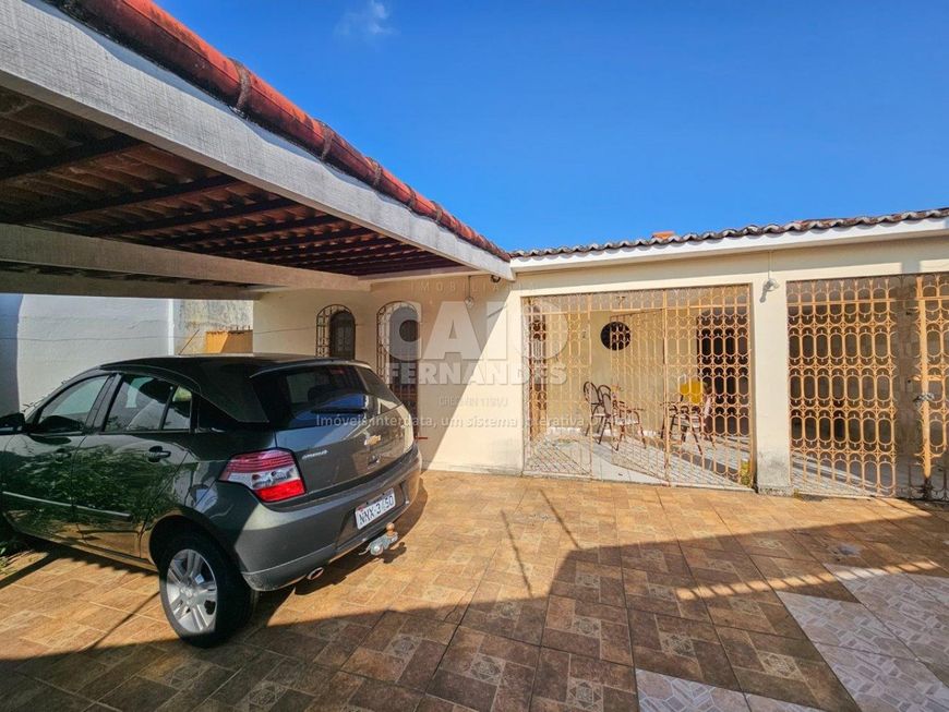Casa em Felipe Camarão