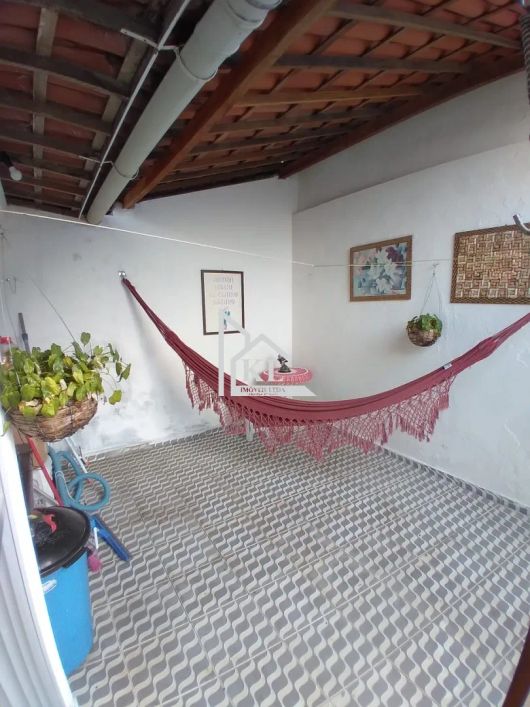 Casa Duplex - 5 Quartos - Sombra - 220M2 - Perfeita Localização - Bairro Candelaria