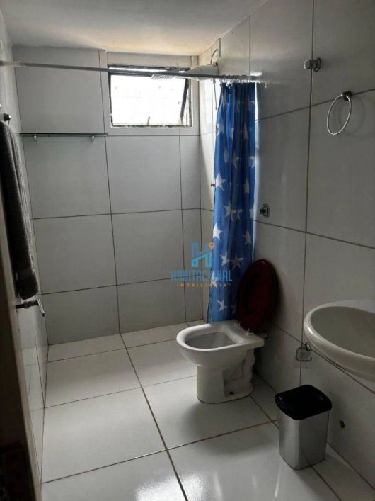 Apartamento com 3 dormitórios à venda, 110 m² por R$ 240.000,00 - Candelária - Natal/RN