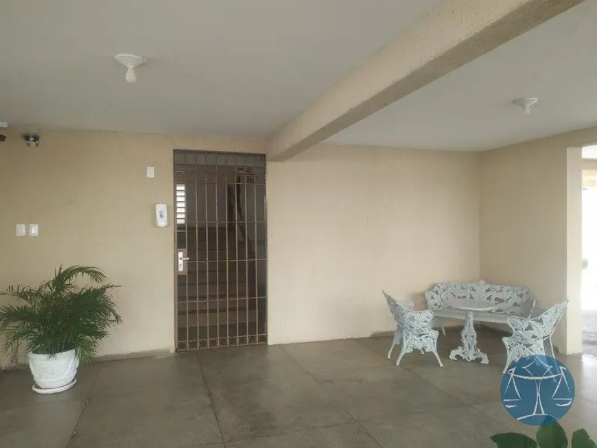 CÓD.12324 - APTO 2/4 EM CAPIM MACIO