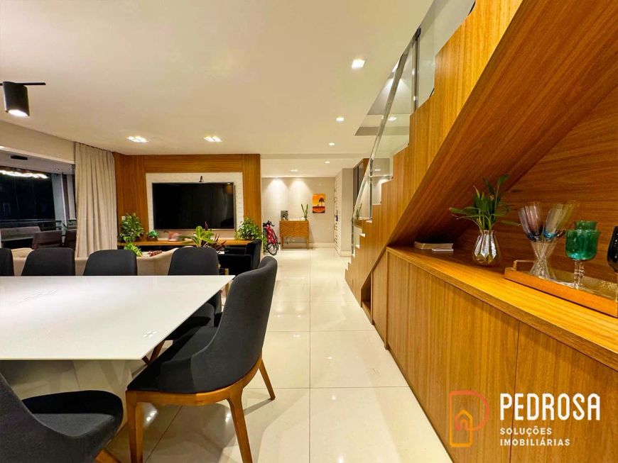 Apto Duplex - 178 m2 - 4 quartos (3 suítes) - Smile Village Candelária - Reformado - 3 vagas