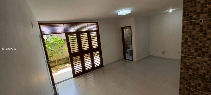 Casa para Venda em Natal, Pitimbu, 3 dormitórios, 3 suítes, 5 banheiros, 2 vagas