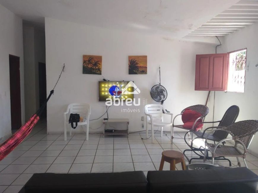 Casa com 200m² em Lagoa Nova
