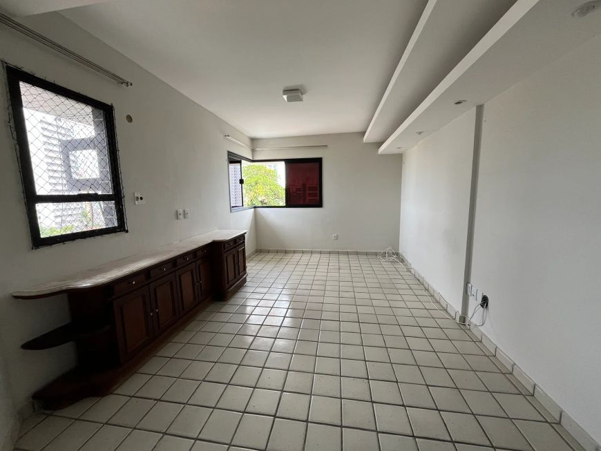 APARTAMENTO EM PETRÓPOLIS COM 200M2