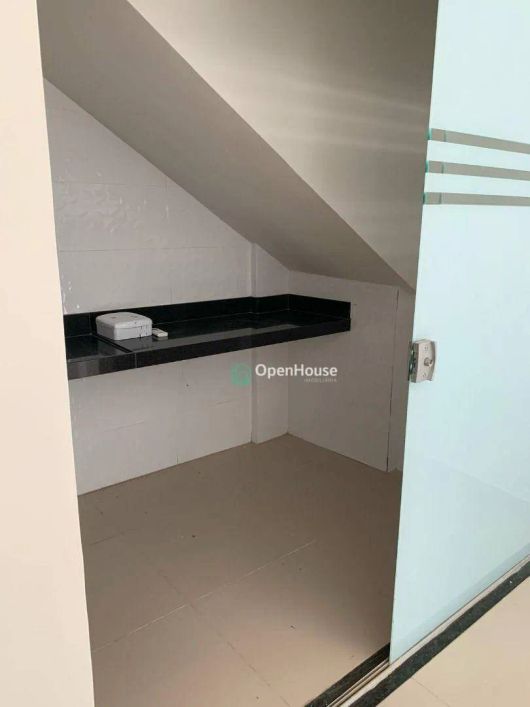 Excelente sala comercial para locação no coração de Ponta Negra