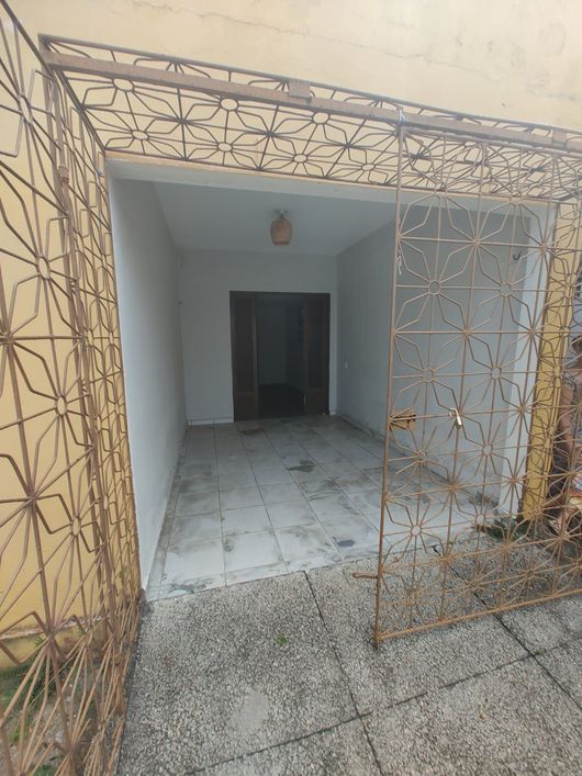 Vende-se casa no conjunto Jiqui, com 3 quartos em Neópolis - Natal - RN!