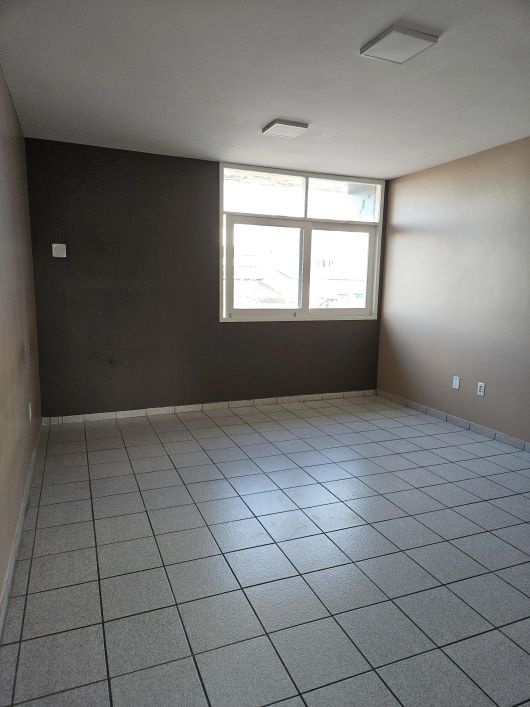 Sala comercial em oportunidade