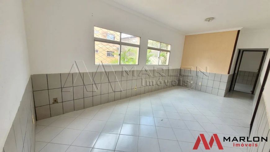 Apartamento Parque das Acácias, 2 quartos, dependência de empregada, lado da sombra, 70m².