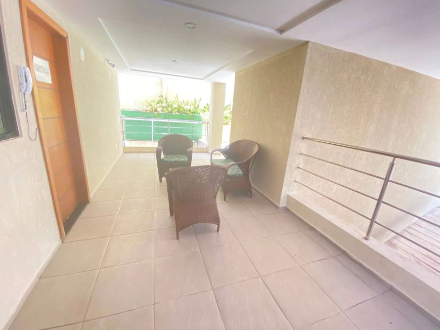 Oportunidade flat Ponta Negra, 34m² varanda 1 quarto garagem R$178 mil