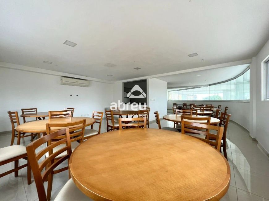 Ótimo apartamento no Tirol