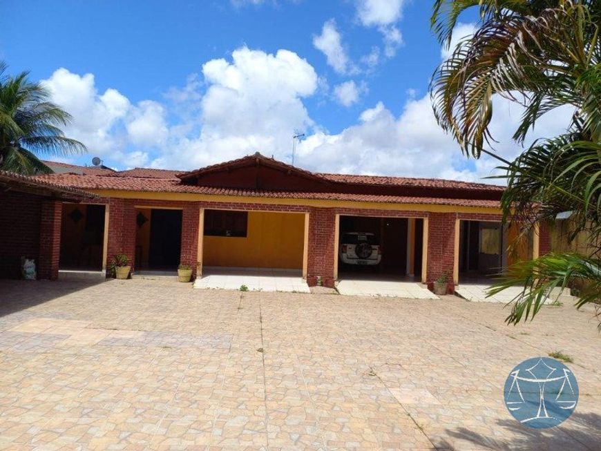 CASA AMPLA EM CANDELÁRIA