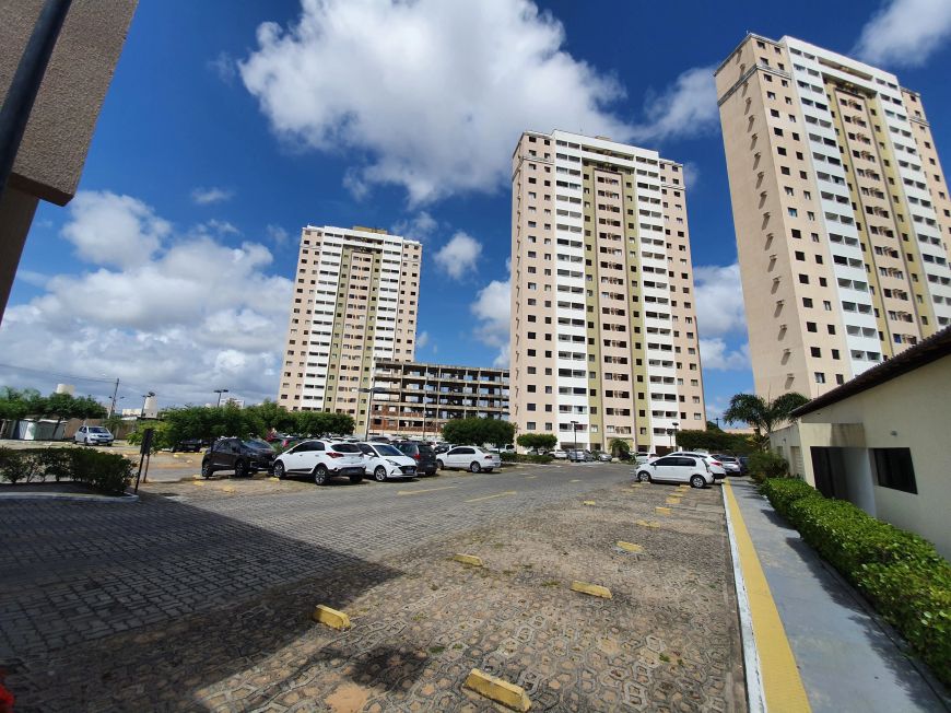 Apartamento em Ponta Negra 2 Quartos Sendo 1 Suíte no Condomínio Sun Set Pronto para Morar