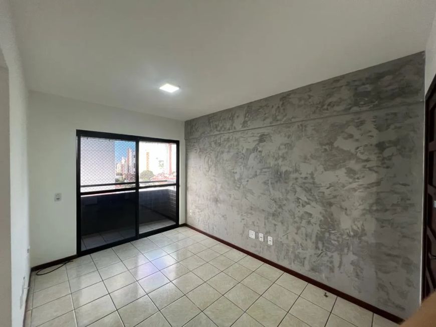 Vendo Apartamento no Ed. Tirol Residence no Tirol com 59m2, 2/4 e 1s - Aceita Carro