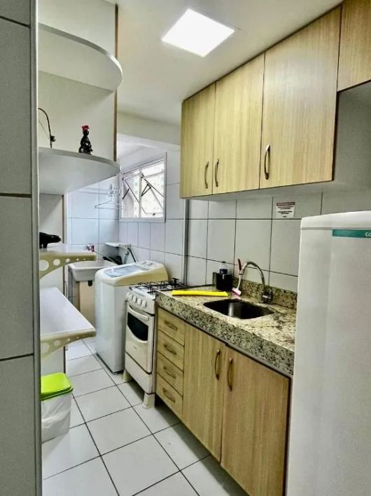 Apartamento com 2 dormitórios à venda, 56 m² por R$ 300.000,00 - Ponta Negra - Natal/RN
