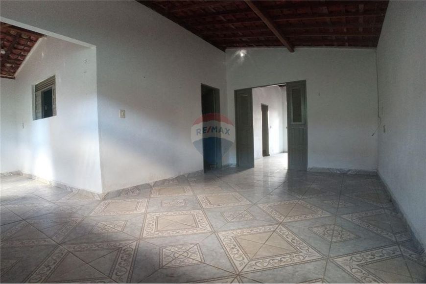 casa localizada a pouco metros da avenida pompeia uma das mais movimentadas em termo de comercio com