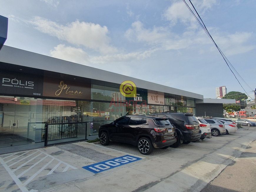 Prédio comercial na Alexandrino de Alencar
