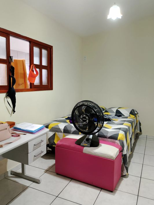 Conceição vende casa no satélite
