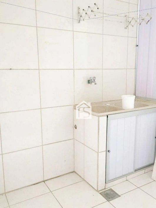 Apartamento com 2 dormitórios à venda por R$ 180.000,00 - Lagoa Nova - Natal/RN
