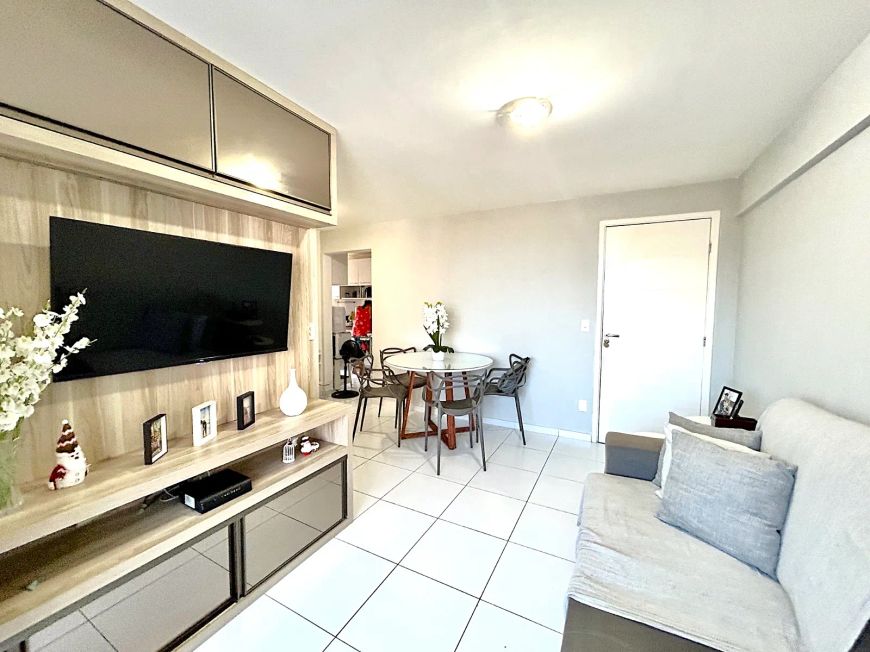 APARTAMENTO NO RESIDENCIAL LUIZ DE BARROS - 2/4 - 60m² - PETRÓPOLIS