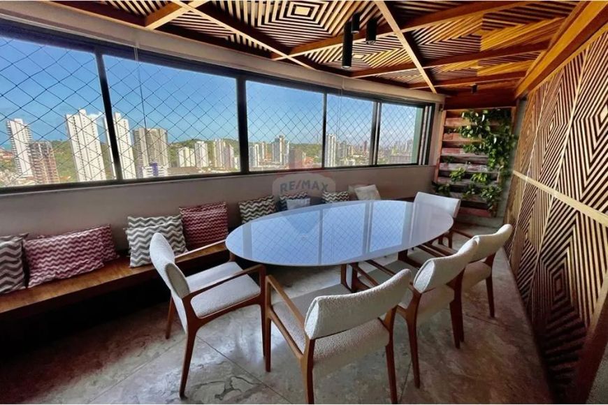 APARTAMENTO Á VENDA NO CONDOMÍNIO MARIA JOSÉ GURGEL COM 4 SUÍTES - PETÓPOLIS / TIROL COM VISTA MAR