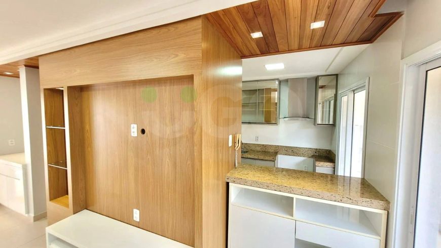 Casa em Condomínio com fácil acesso e próximo a tudo !