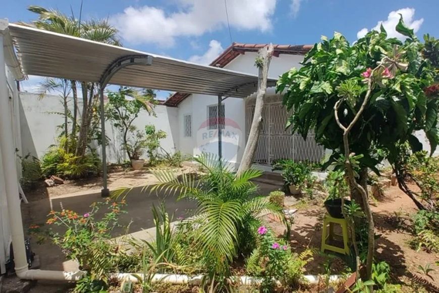 Casa Espaçosa em Igapó, Natal - Aceita Financiamento. Visite Já!